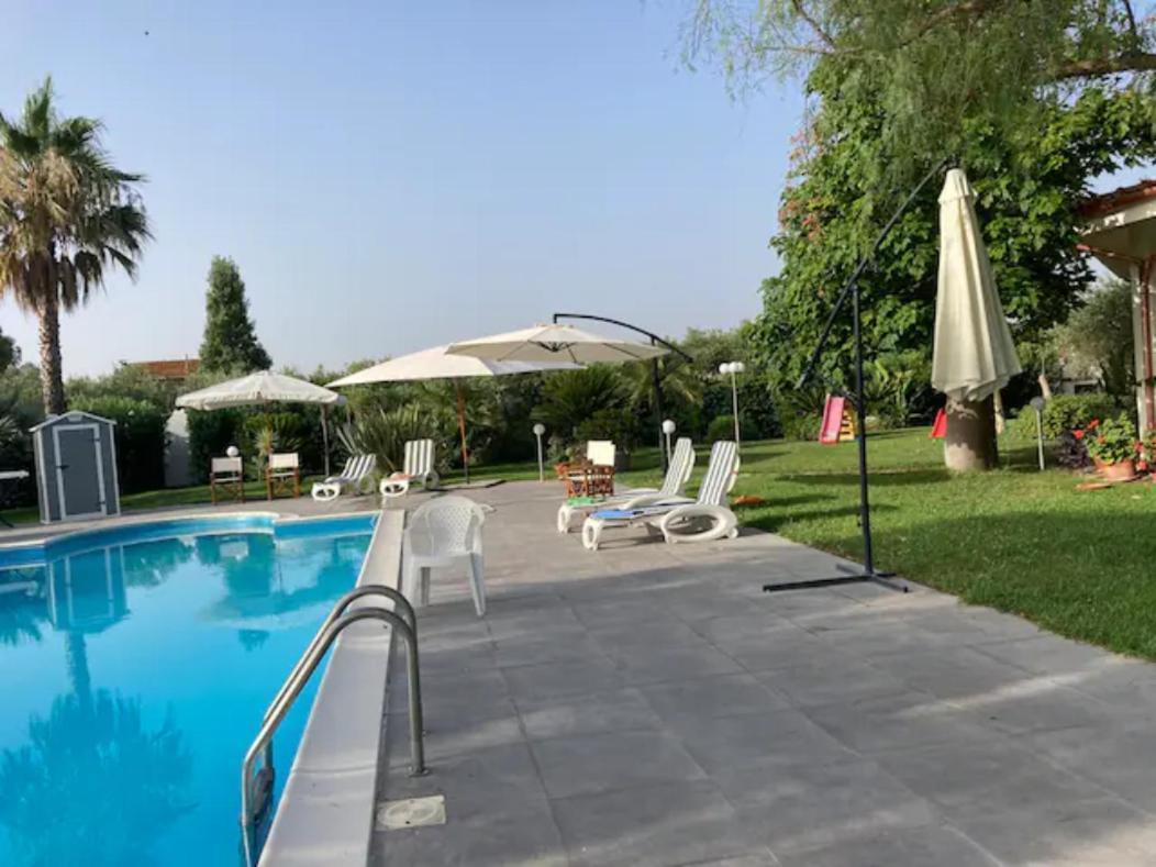 Villa Rosella Appartamento 2 - Con Piscina - 150 M Dal Mare Casa Margherita Buitenkant foto